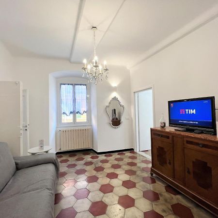 House Silvia By Holiday World Genoa Exterior photo